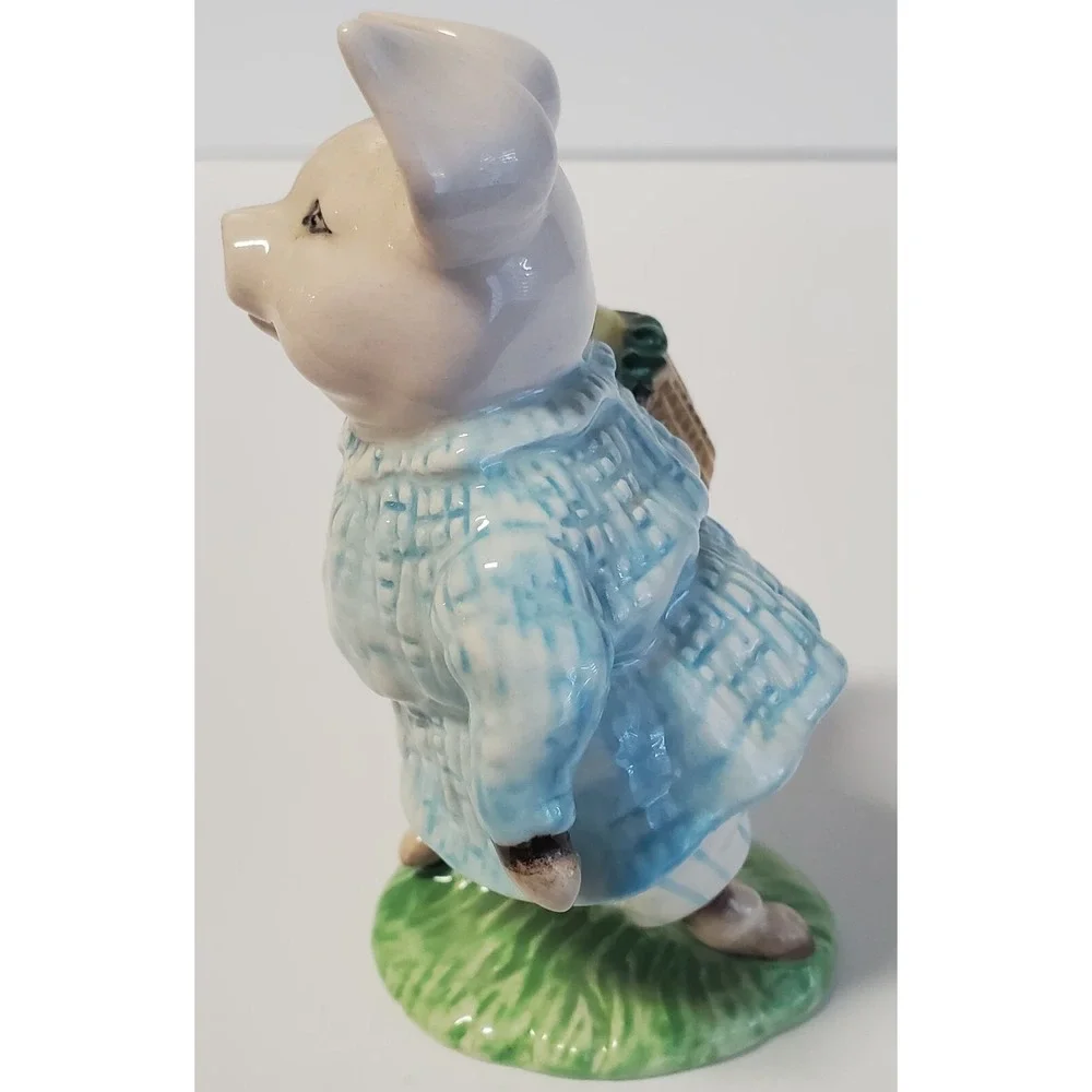 Vintage Beatrix Potter Little Pig Robinson 1989 Royal Albert England Figurine